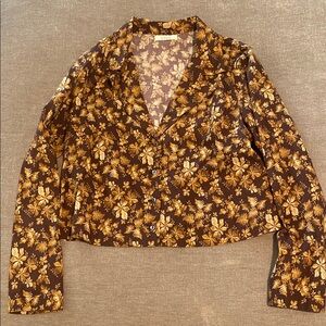 DOEN Floral Brown Button-Up long sleeve cropped Blouse. Never worn. Size medium.